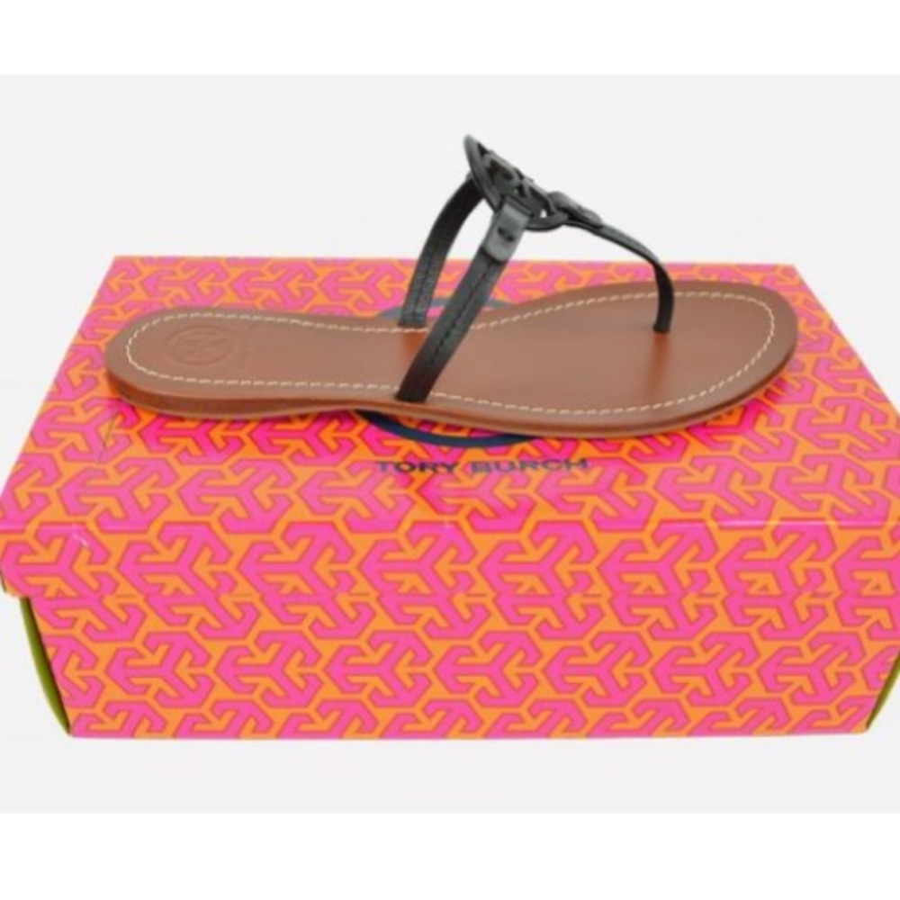 🩴Tory Burch Navy Flat Thongs 🩴 - Picture 2 of 5